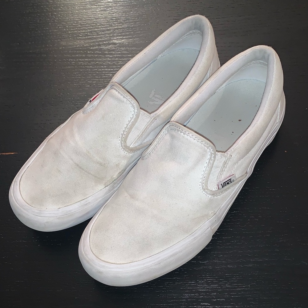 VANS ULTRACUSH SLIPON “True White”